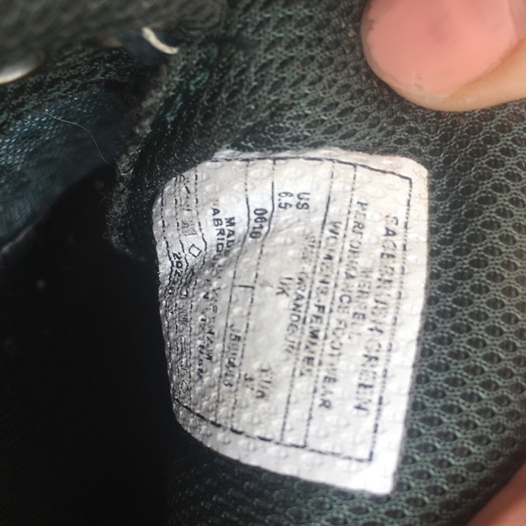 Merrell glove shoe 6.5 Y - Picture 6 of 6